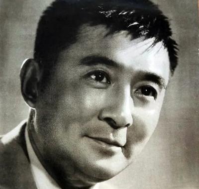 [浮云]1945年，被关押5年的巨星赵丹出狱，他直奔回家和妻子团聚，却撞见妻子挺