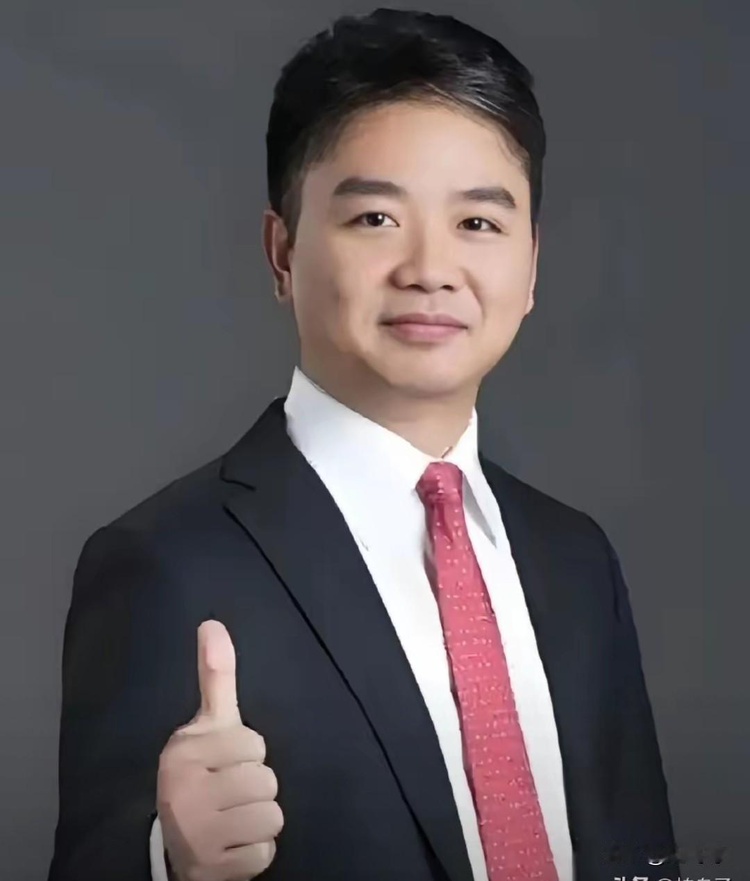 刘强东的名声越来越大了，
不是他在法国仓库里丢的东西找到了，也不盗窃案有啥进展。