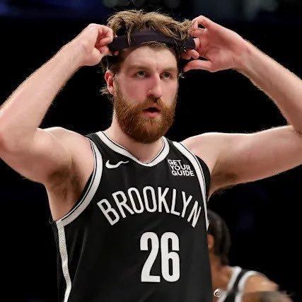 NBA[超话]  Mike Scotto：篮网队已经裁掉了锋线球员德鲁·蒂姆（朱