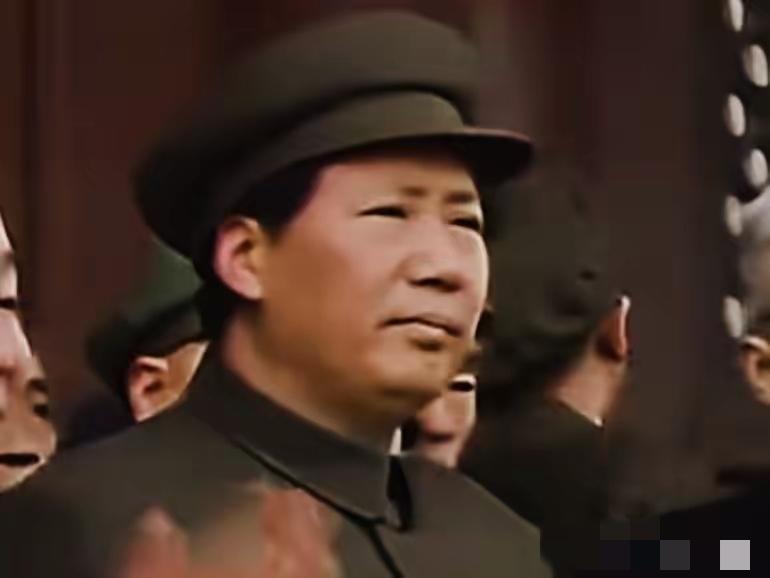 今日盛世，我们最该感恩的，就是伟大领袖毛主席！
 
没有毛主席，就没有如今挺直腰