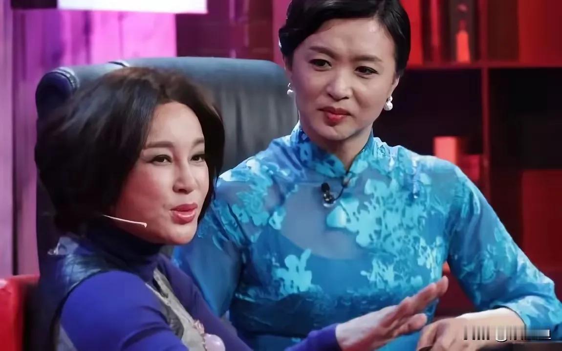 这两个“女人”最近都风头正盛！都是言语犀利的大姐级人物，都是快意恩仇的爽快人。大
