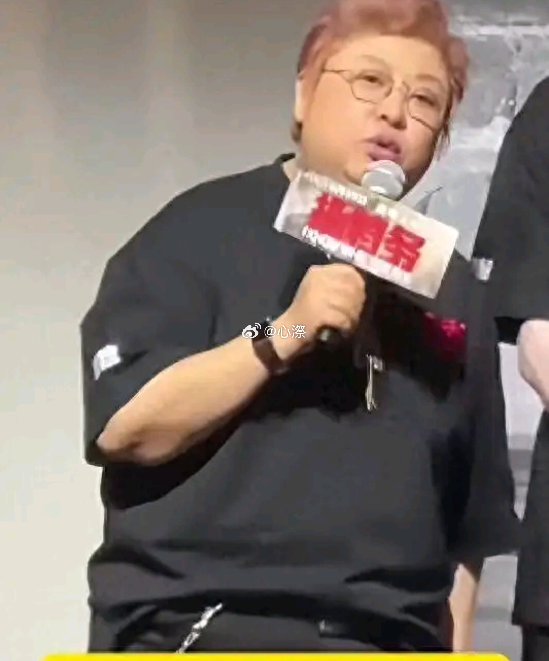 “走面儿”风波持续发酵，沉默许久的韩红，不再顾及舆论颜面正面回应 