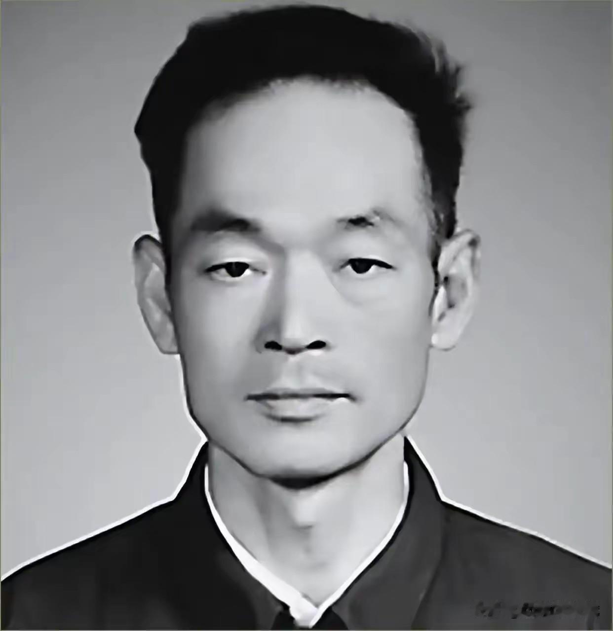 1995年，开国上将许世友之子进京探亲，坚决不住招待所，一句话尽显父辈风骨
 