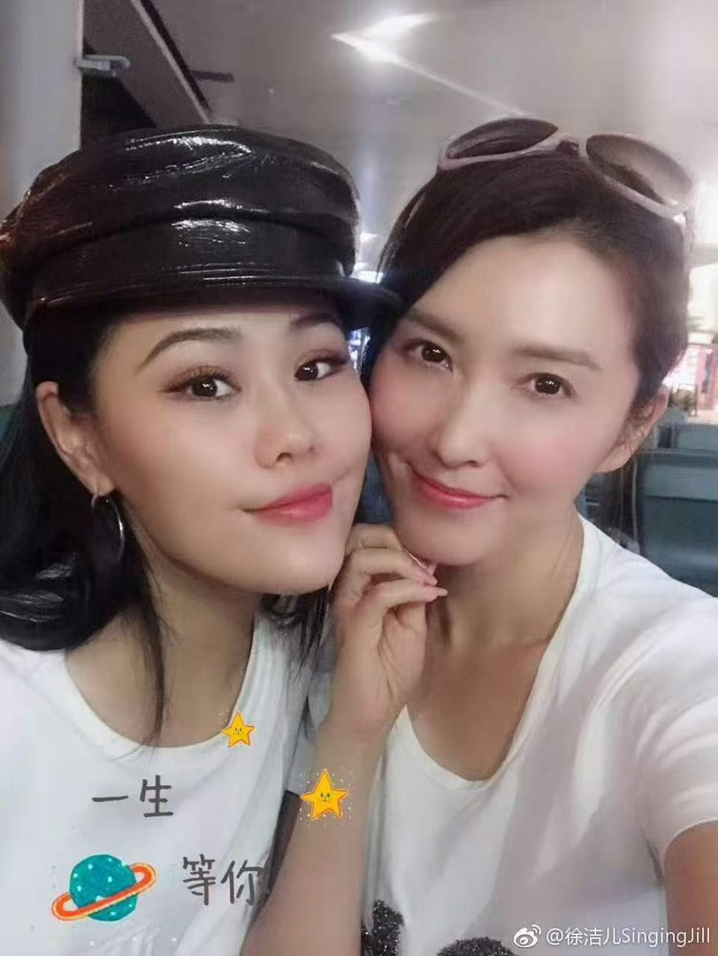 徐洁儿是拿了初代大女主剧本吧 有人说徐洁儿生不逢时，其实她是生逢其时。在那个大女