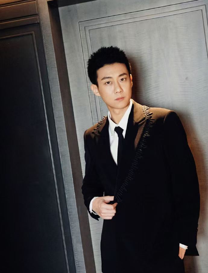 高至霆我从小美好就跟你了 看到高至霆演高翔，瞬间梦回吴松柏！闯深圳办夜校超有活力