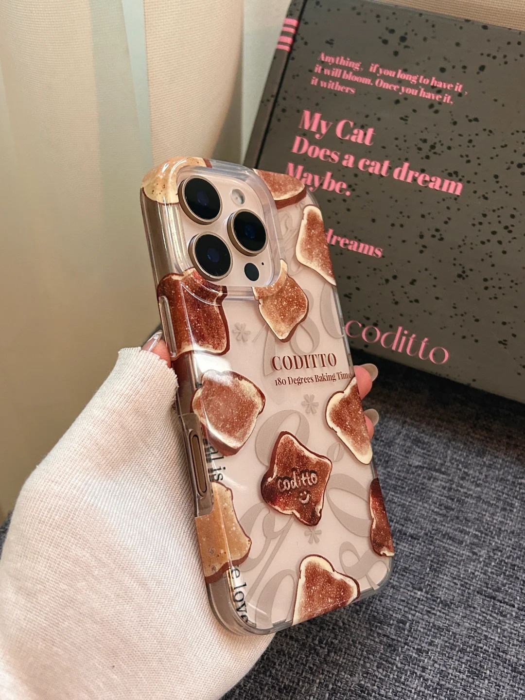 很喜欢的秋冬氛围感美拉德高颜值手机壳耶！！