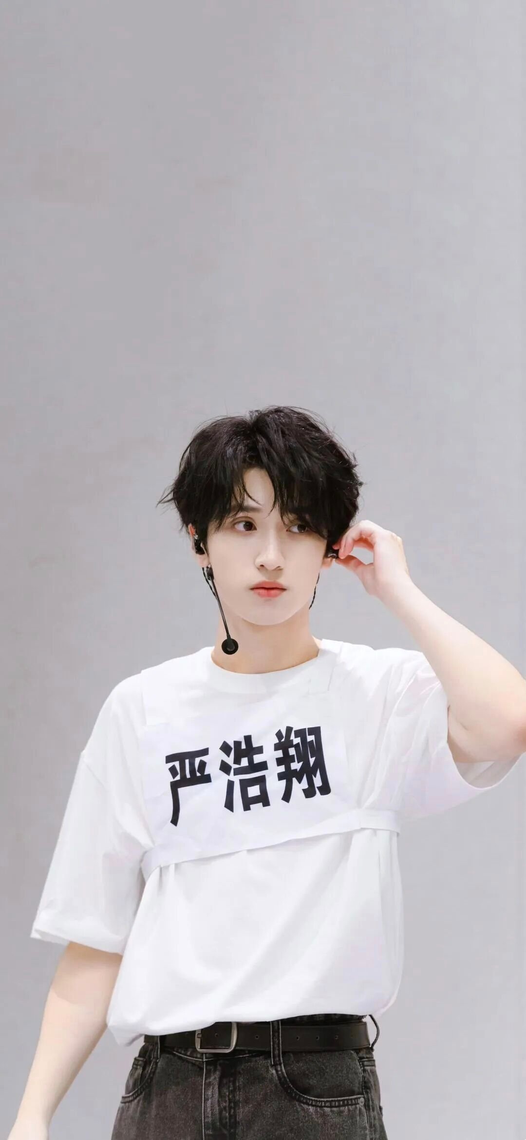 上海加冠礼这场真的太有戏了。🎤严浩翔体力不支喊“马哥救一下”，本来以为是温情互