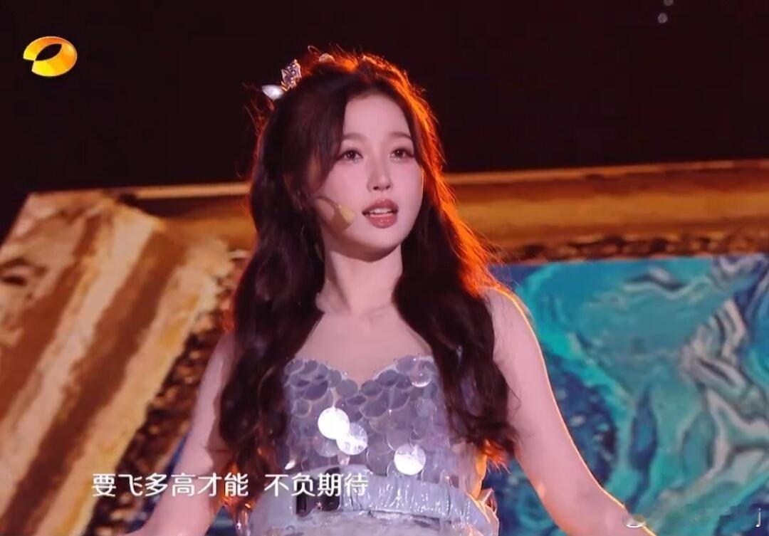 虞书欣澎湃新年第一天破百万 哪怕荆棘会将我掩埋，我本就应该迎接每个汹涌澎湃，全力