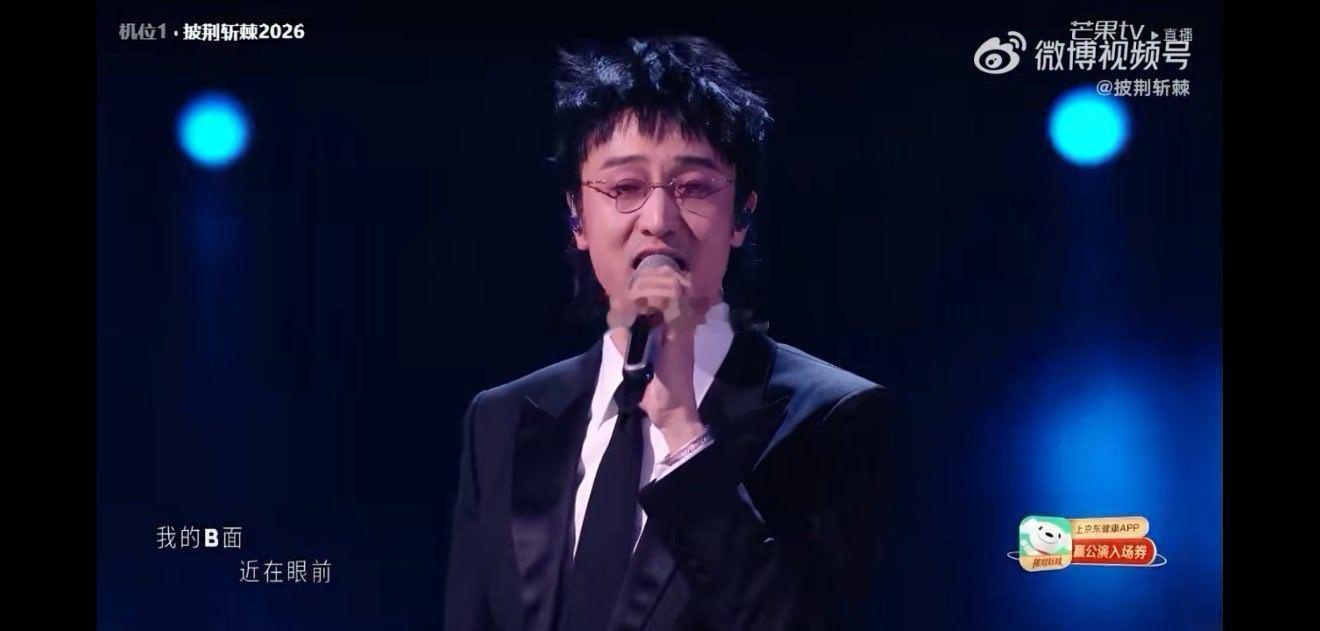 王传君终于原谅爱情公寓了 王传君这辈子最感谢的和最后悔的可能都是爱情公寓吧。感谢