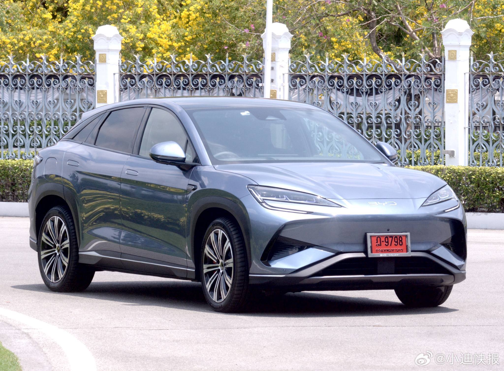 泰国总理阿努廷座驾比亚迪海狮07EV，倡导节能绿色出行。 