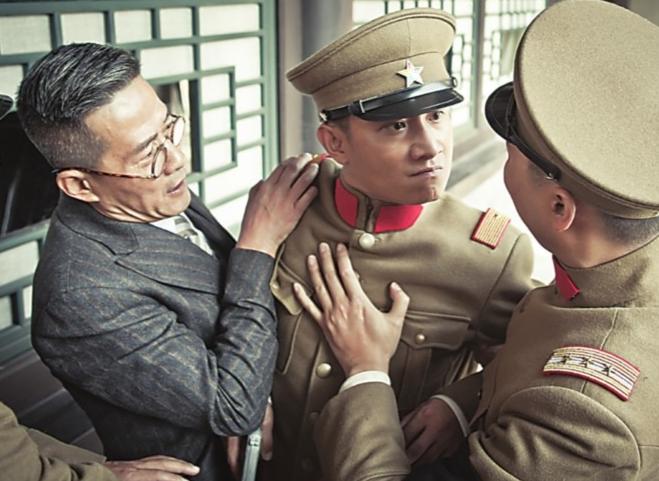 1929年1月10日，沈阳大帅府，老虎厅。 
 
几声枪响之后，两具尸体倒在血泊