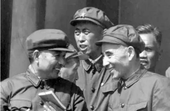 在战将如云的四野，陶铸不显山露水却官至正国级，一生书写了诸多令人称道的传奇故事