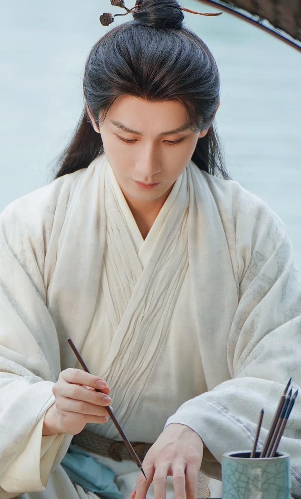 成毅莲花长尾效应为何这么强李莲花长命百岁