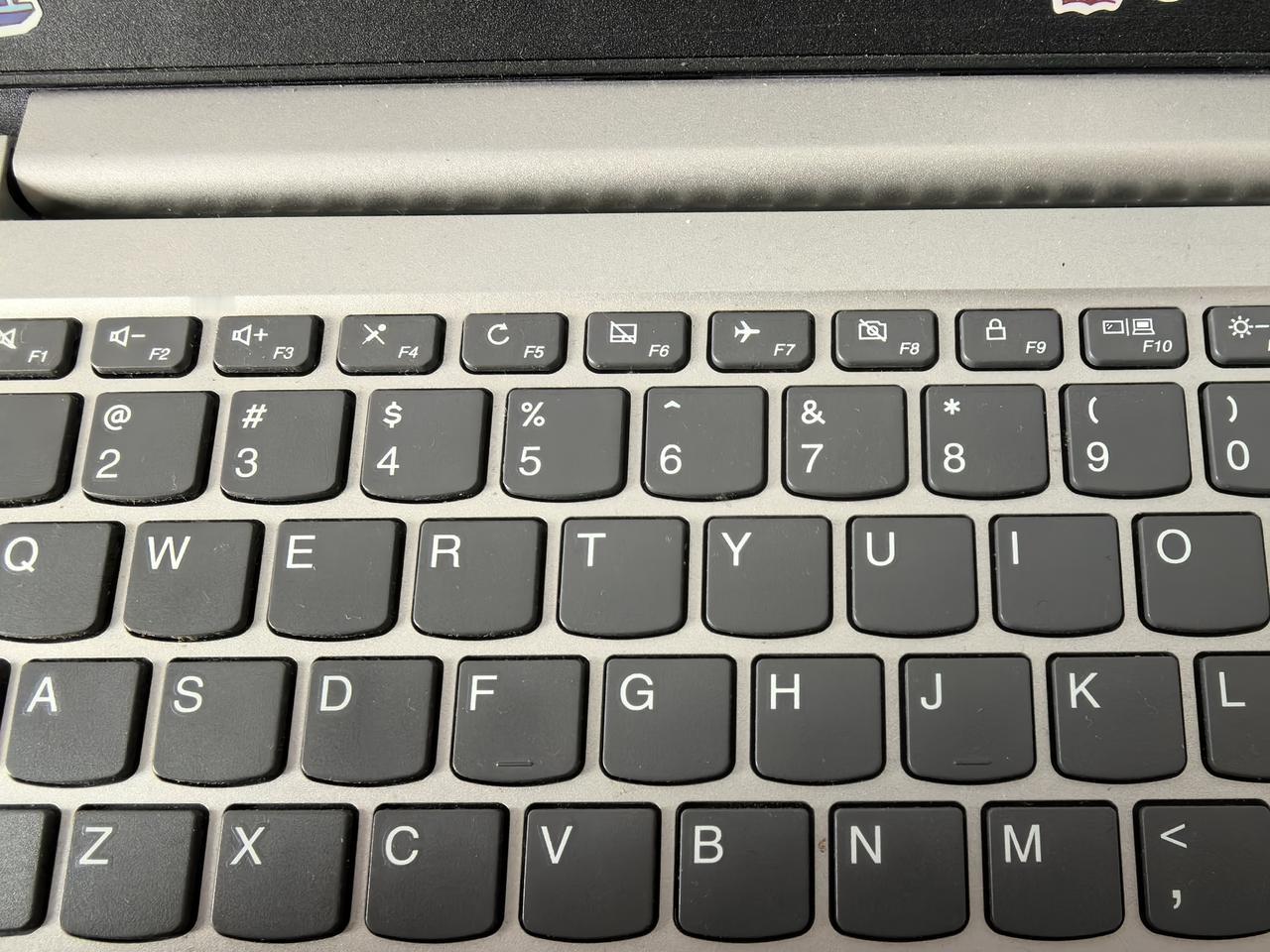 没有什么能够阻挡我敲键盘的心❤️我敲键盘