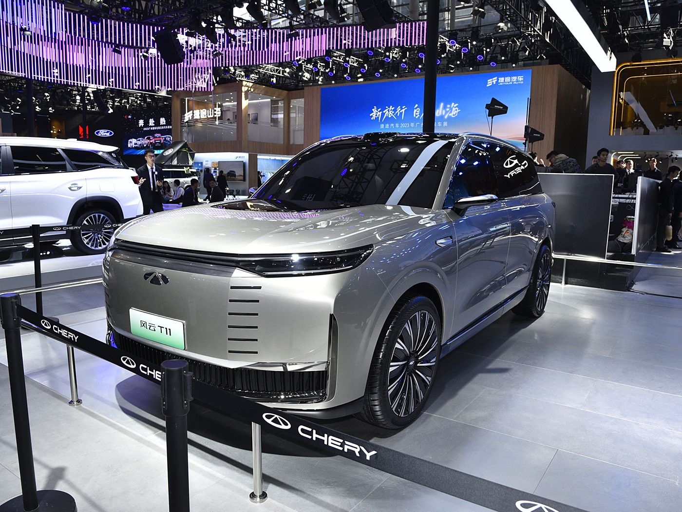 增程式混动中大型SUV！奇瑞风云T11盲订，定价多少合适？作为参考，风云T10的