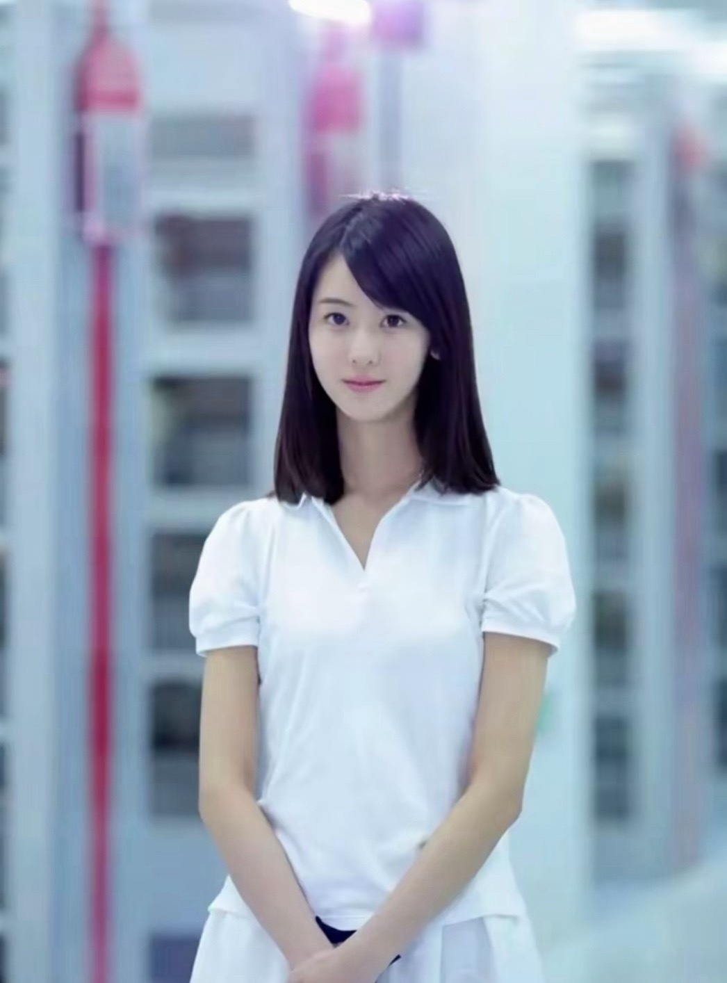 该怎么形容这种感觉最贴切…兔子妹长大了… 