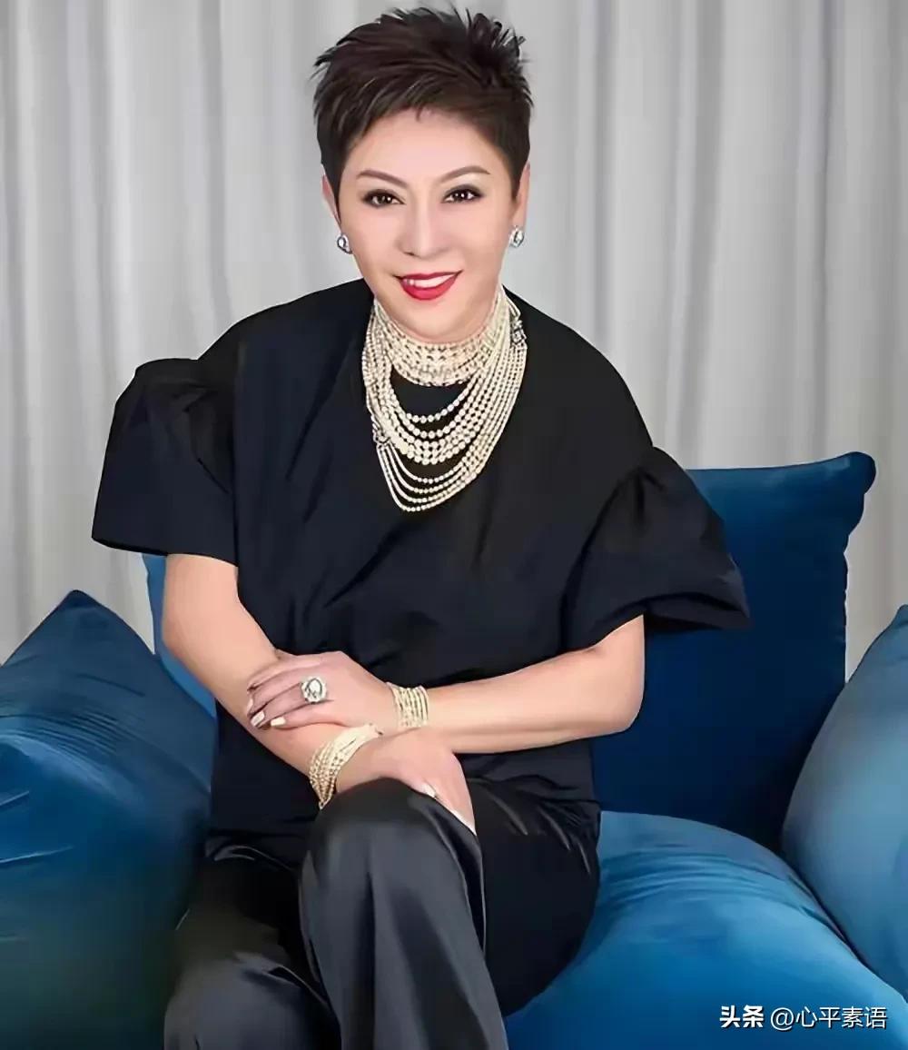 向太陈岚说：
你可别小瞧了这张嘴，它可是人一生的风水，学会说话，人生都能开挂！高