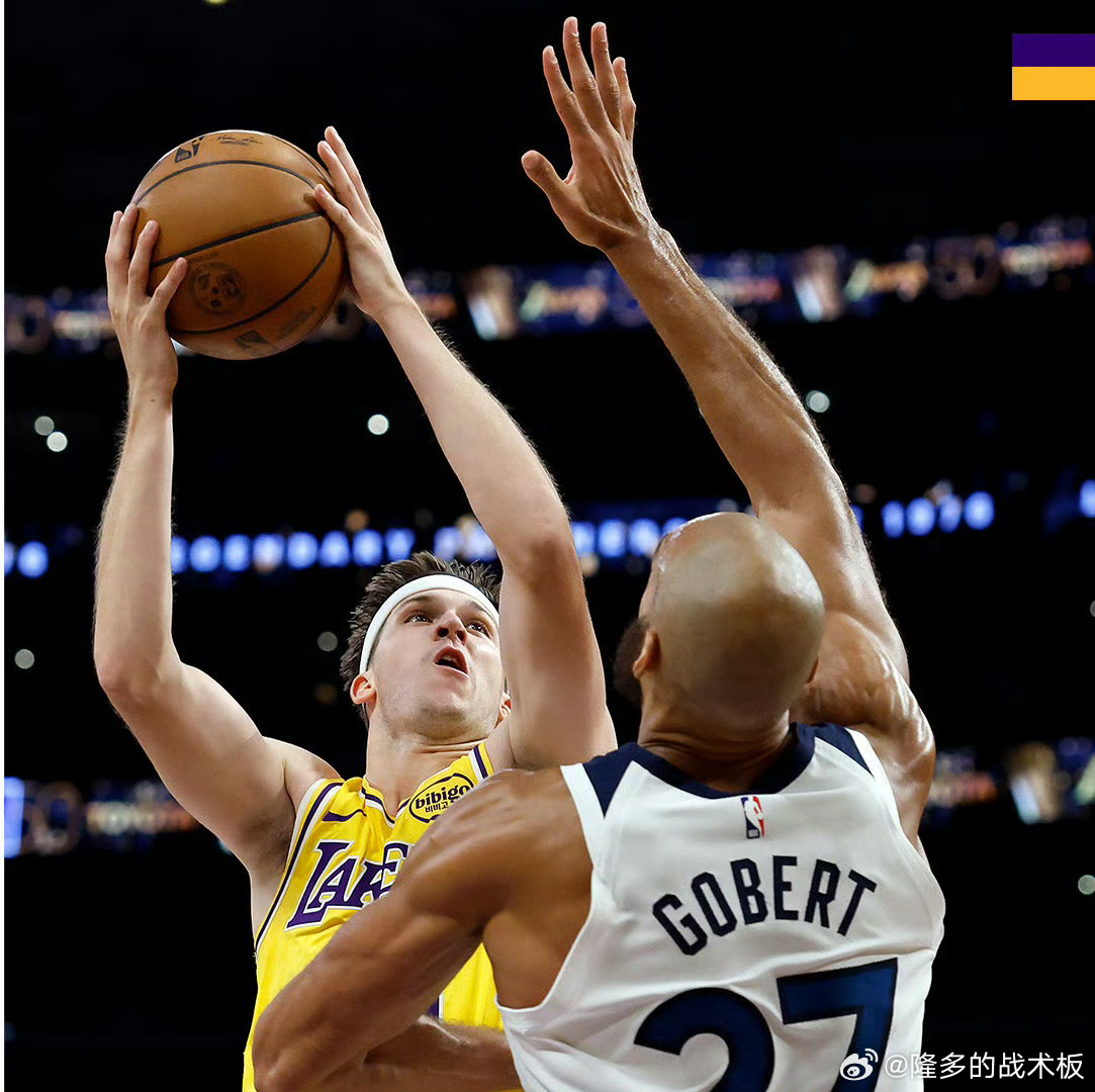 ESPN预测明日森林狼vs湖人胜率: 森林狼55.7％，湖人44.3％，比赛时间