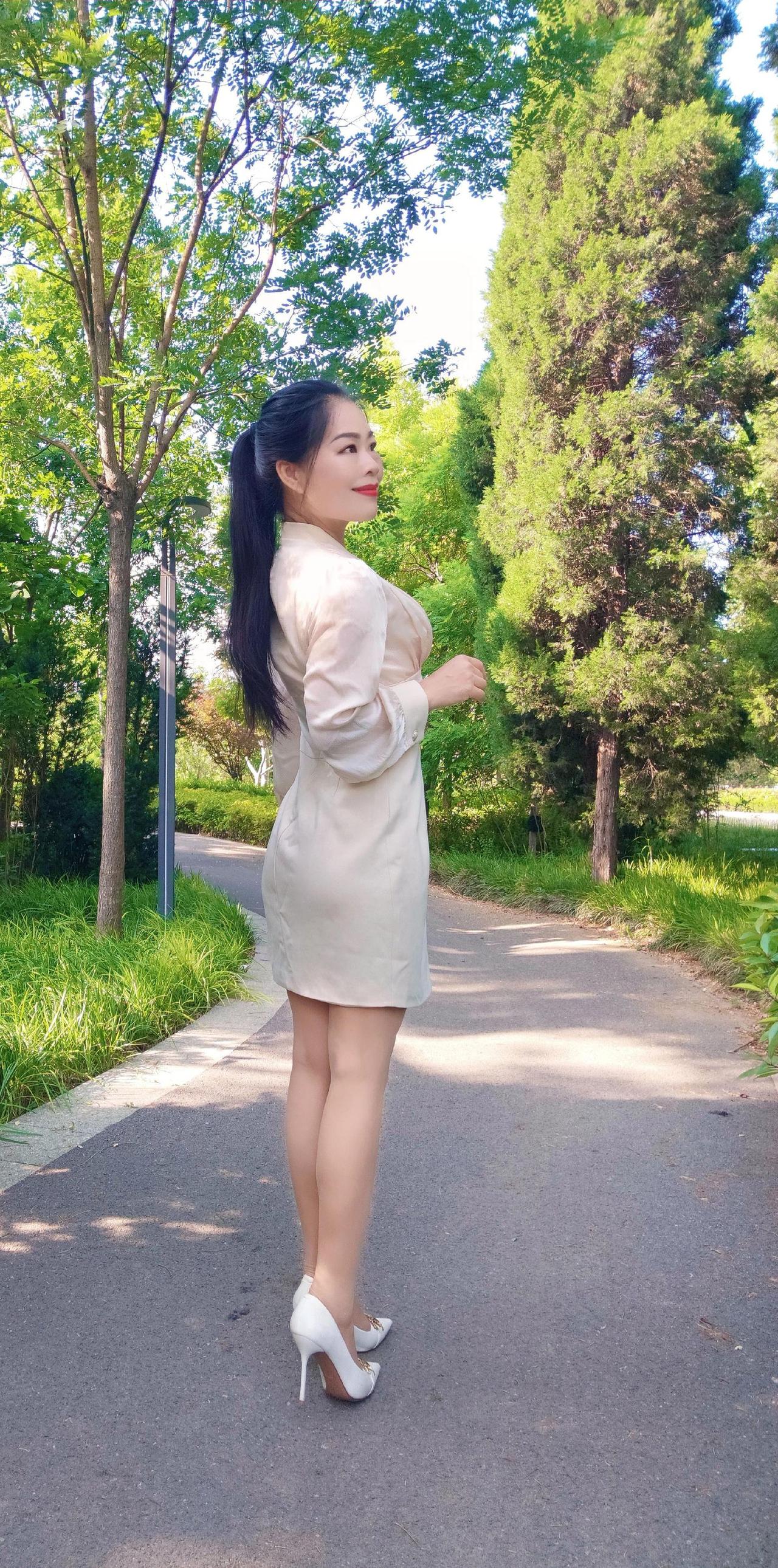 选择一双什么样的高跟鞋好看?