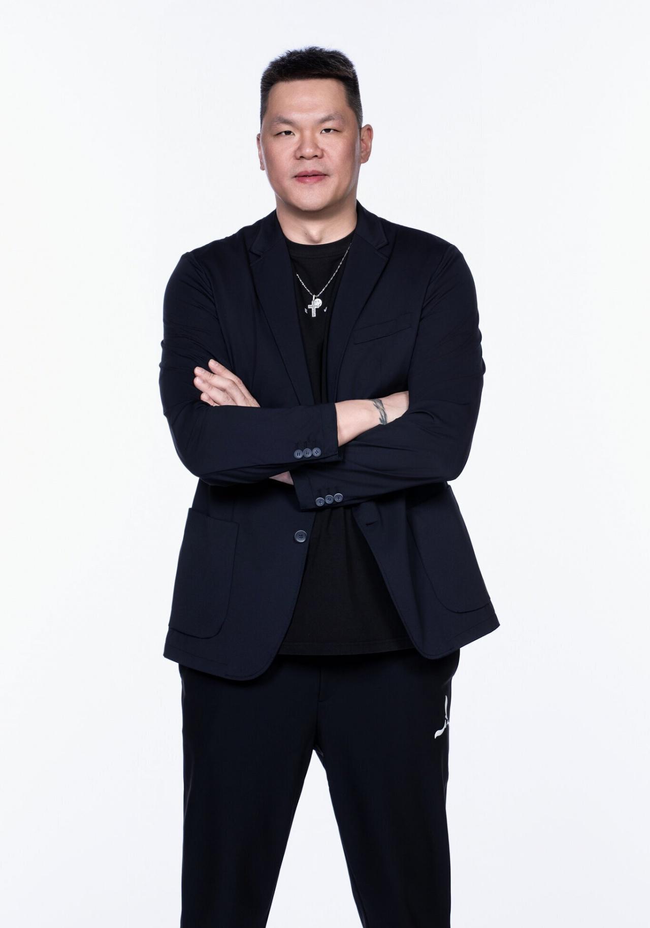 朱芳雨社媒感谢宏远俱乐部30年的培养，这段话像是辞职的感言，但是其中有一句话却大