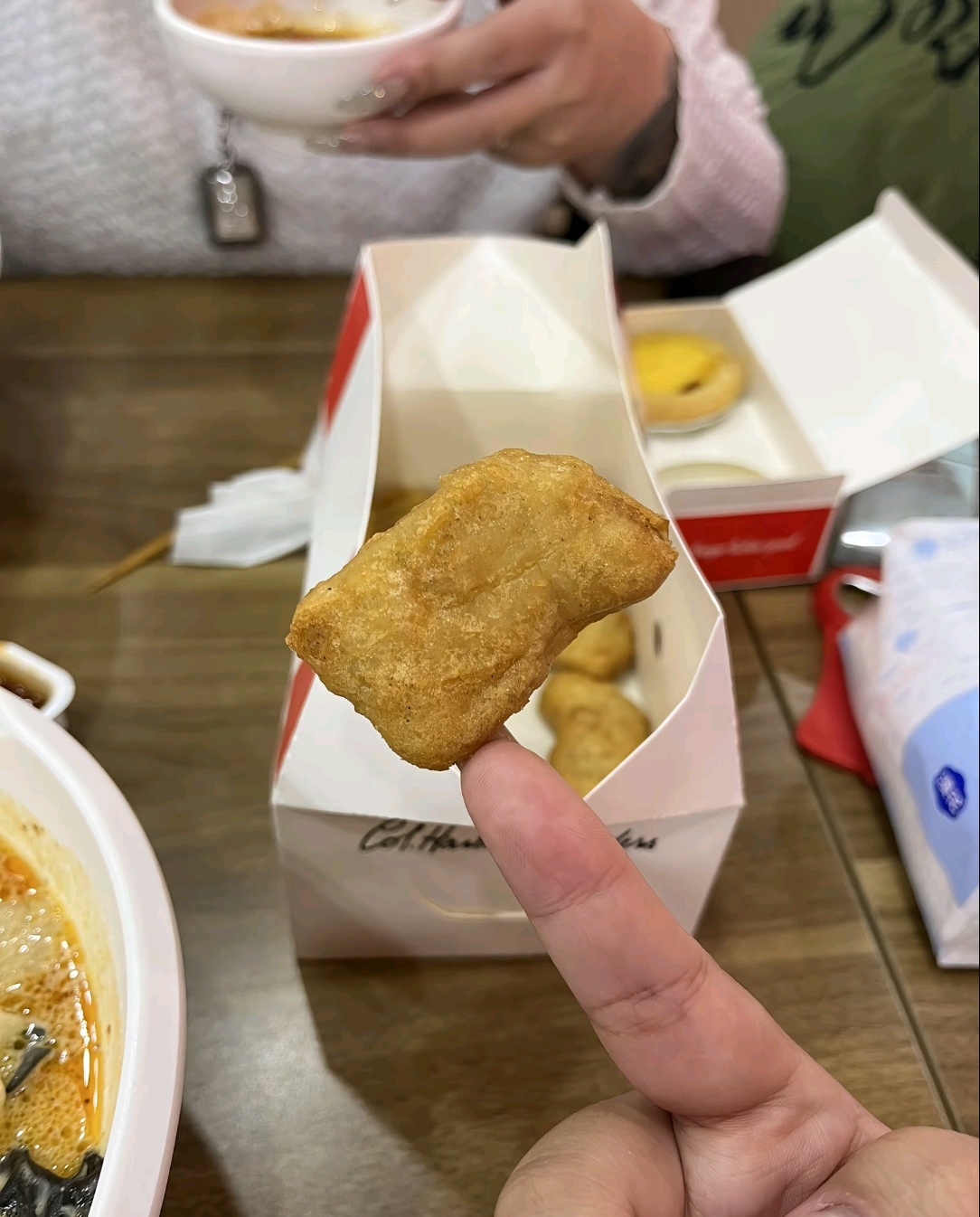 美甲也是一种餐具🍽️根本不怕吃东西手指变脏吃到好的了还得给自己打一副快板校园热