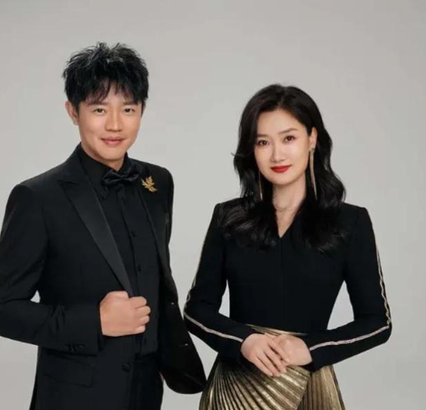 44岁的玲花最近咋没动静了？搭档曾毅这两场风波，竟让她跟着受了这么大影响！

当