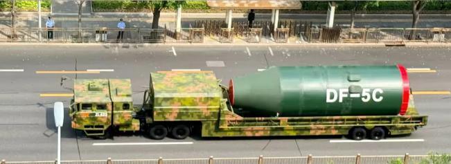 61 和 5C 谁更炸裂啊？直播时只听到了 “打击范围，覆盖全球”！

大家都在