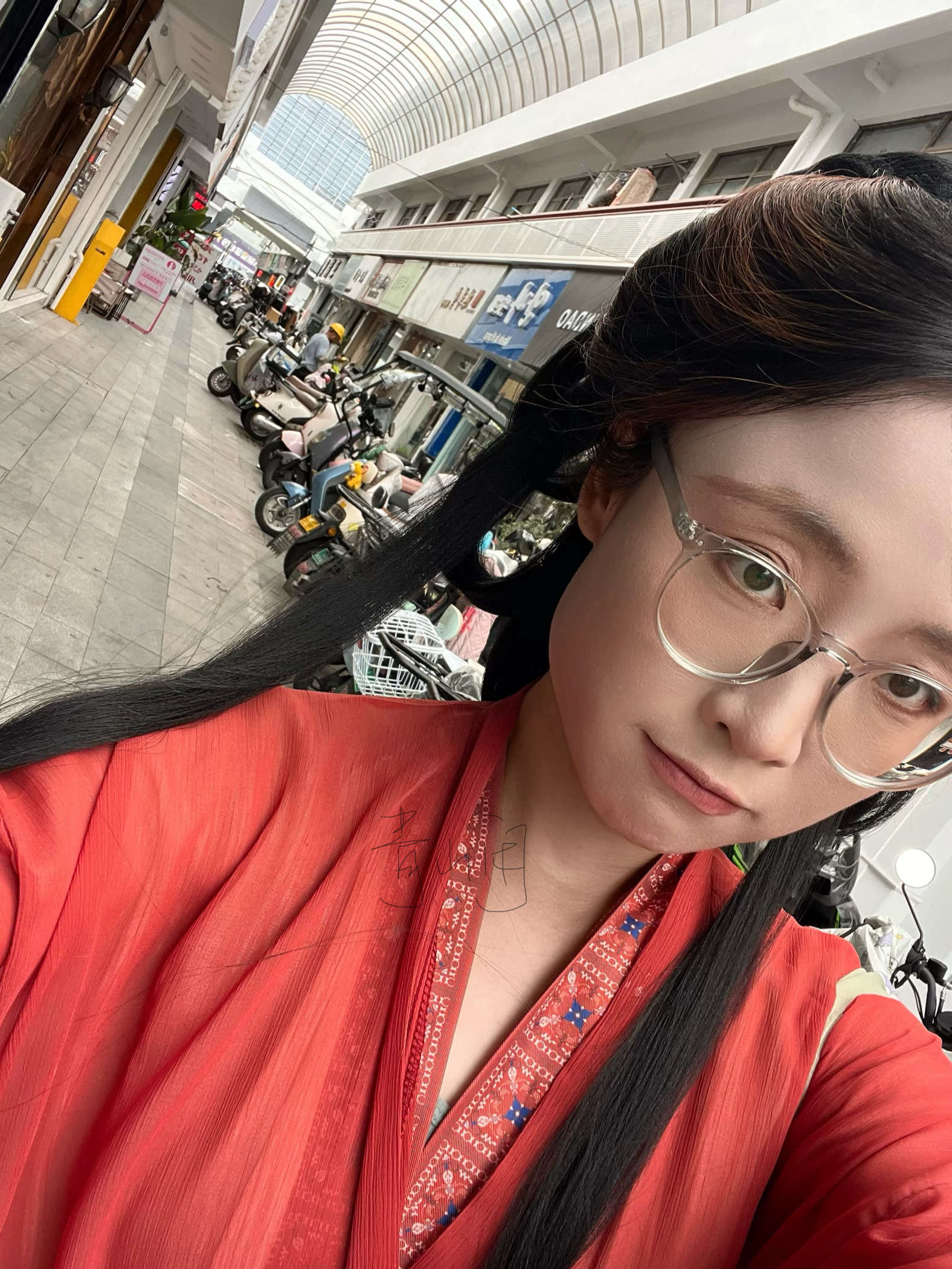 红尘来去散无痕 醉酒当歌思故人不见千里万里 悲欢与爱恨——《长安姑娘》我们苏州早
