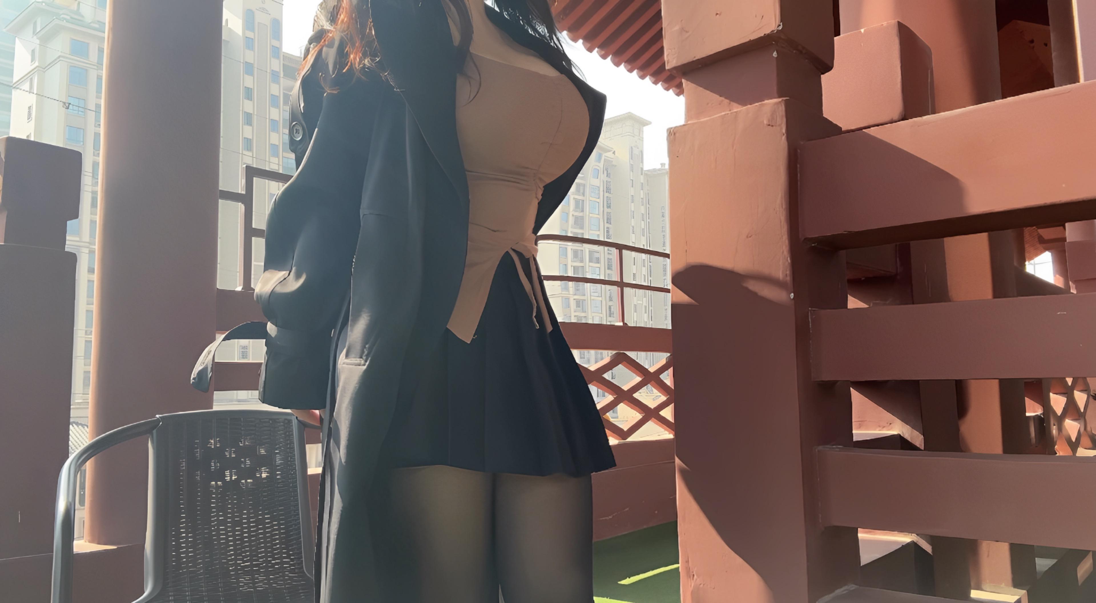 人和人之间的滤镜，不过是一双偏爱的眼睛。