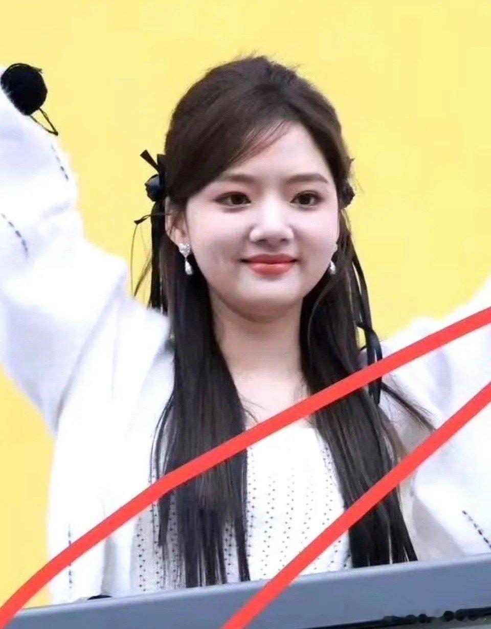 好吧，确实是王祖蓝穿女装[允悲] ​​​