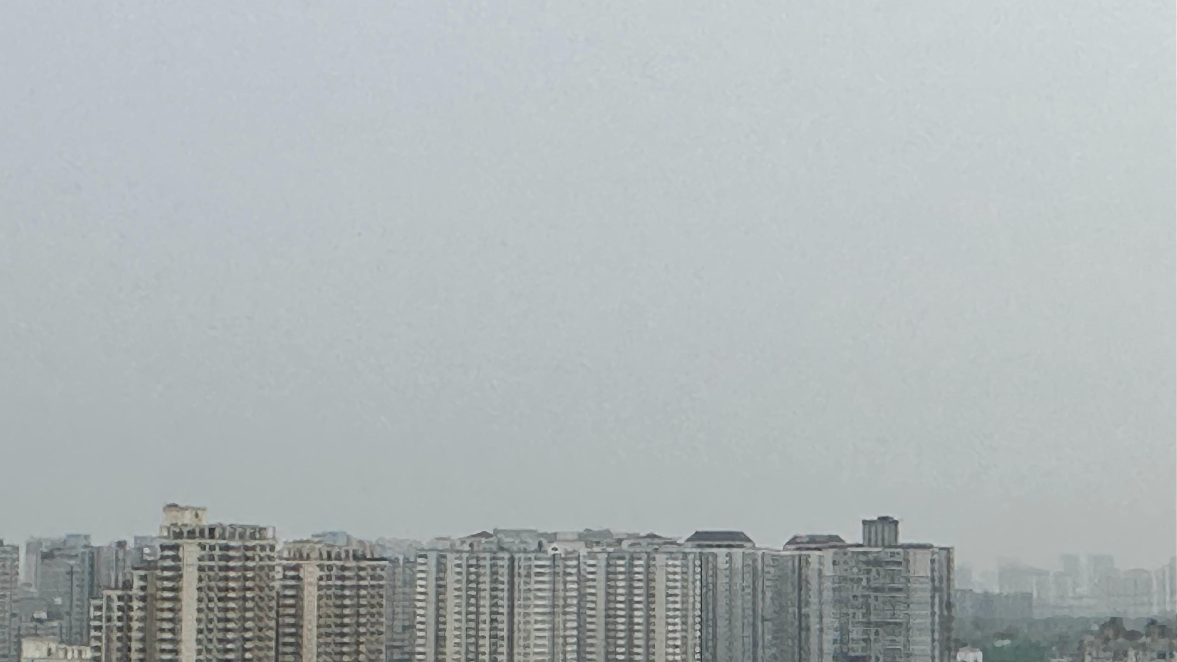 5:58 殷勤昨夜三更雨，又得浮生一日凉。与火星第一猫一起早起看日出