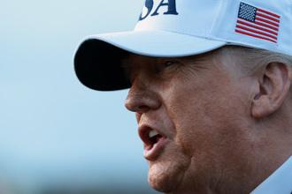 特朗普放行H200芯片 中国大陆禁止入境？

特朗普政府星期二（1月13日）刚在