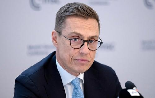 【“加入欧盟比成为美国的一个州更好”——芬兰总统向加拿大提出了一个意外提议】亚历