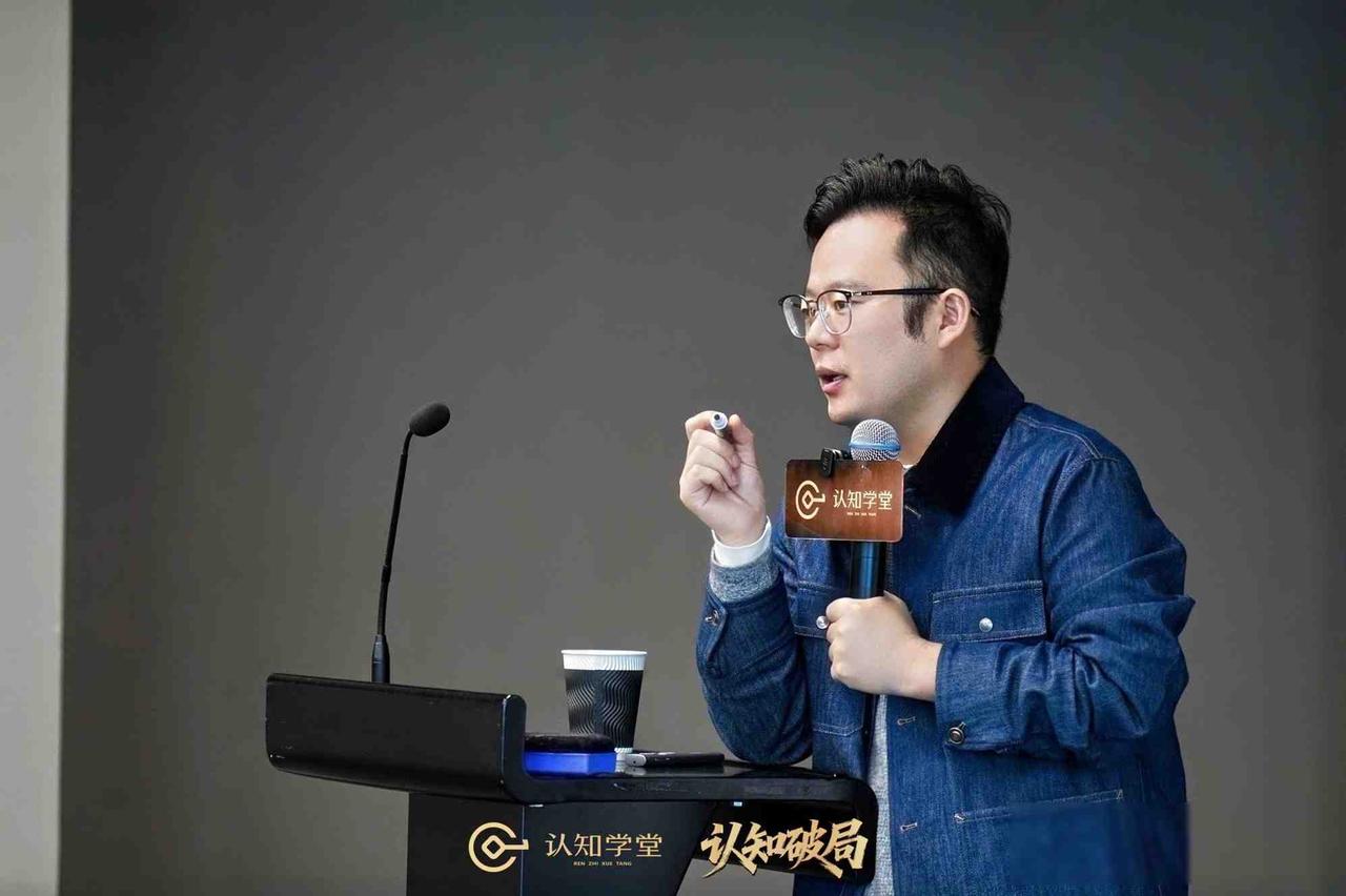 很多人还不知道我们正在面临一场什么样的危机！


咱们国家现在出生的人数降到八百