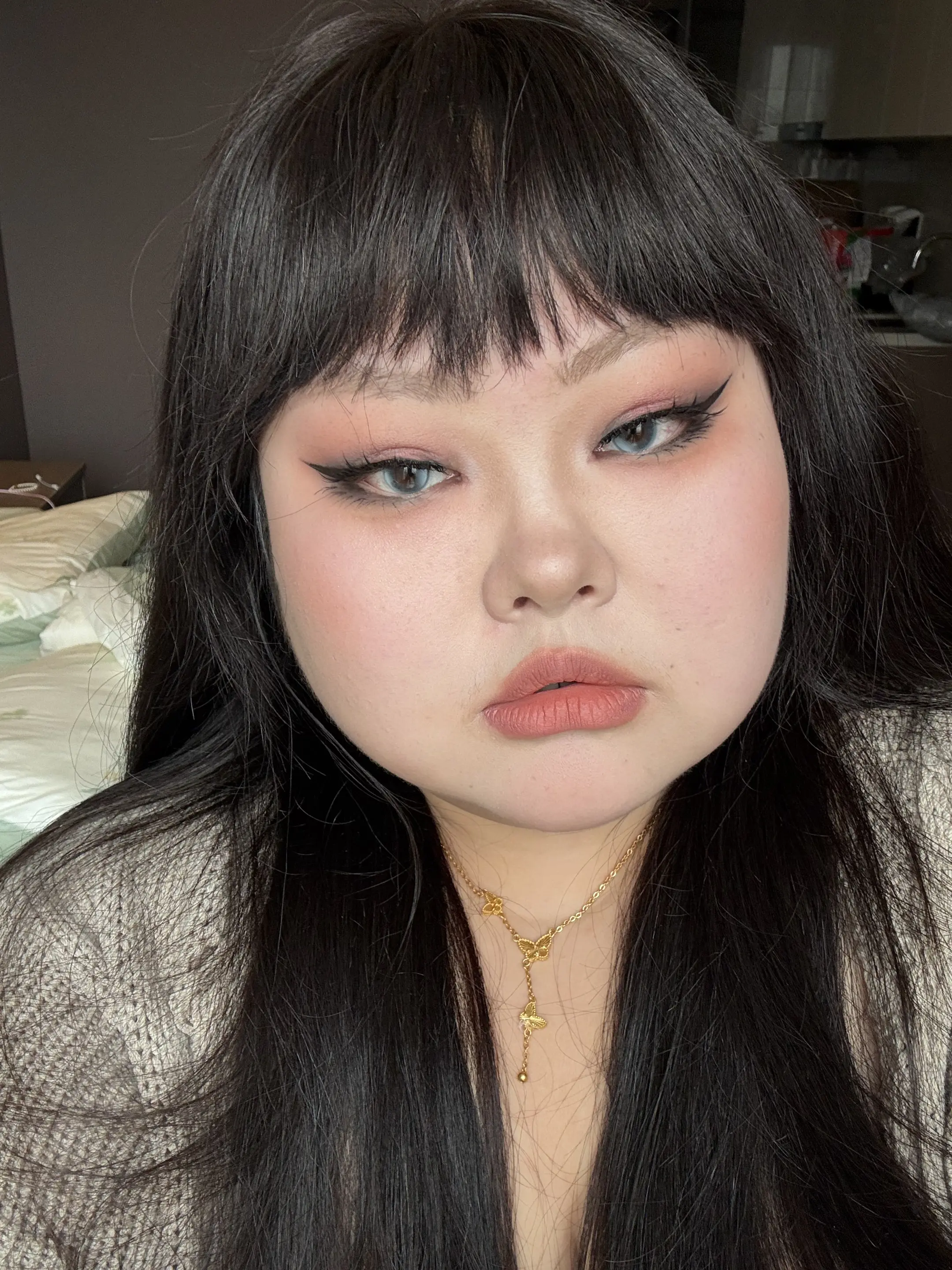学了五天的原相机如何呢 感觉好几辈子没有给自己这么认真化过妆了