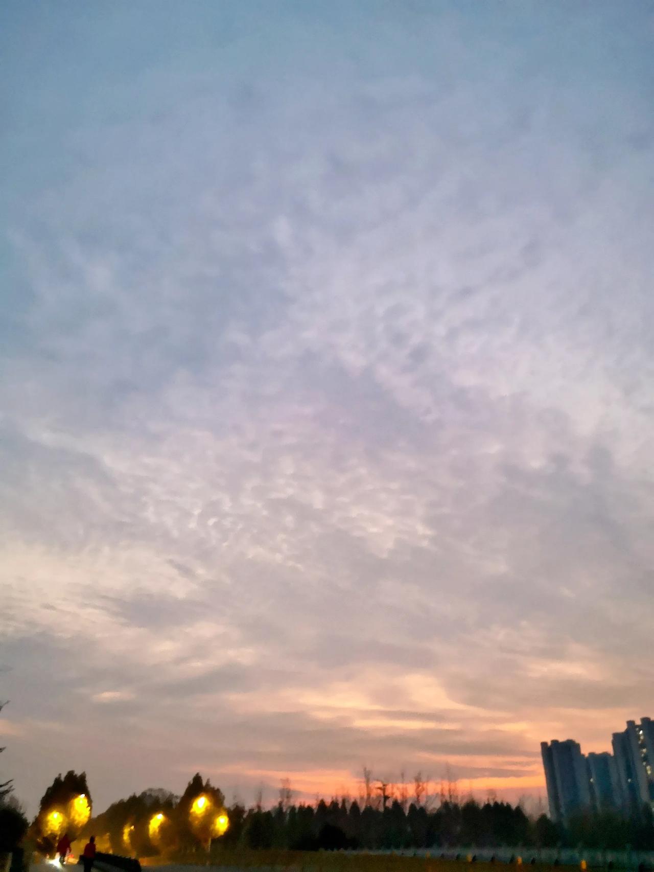 迷人朝霞晨光～
