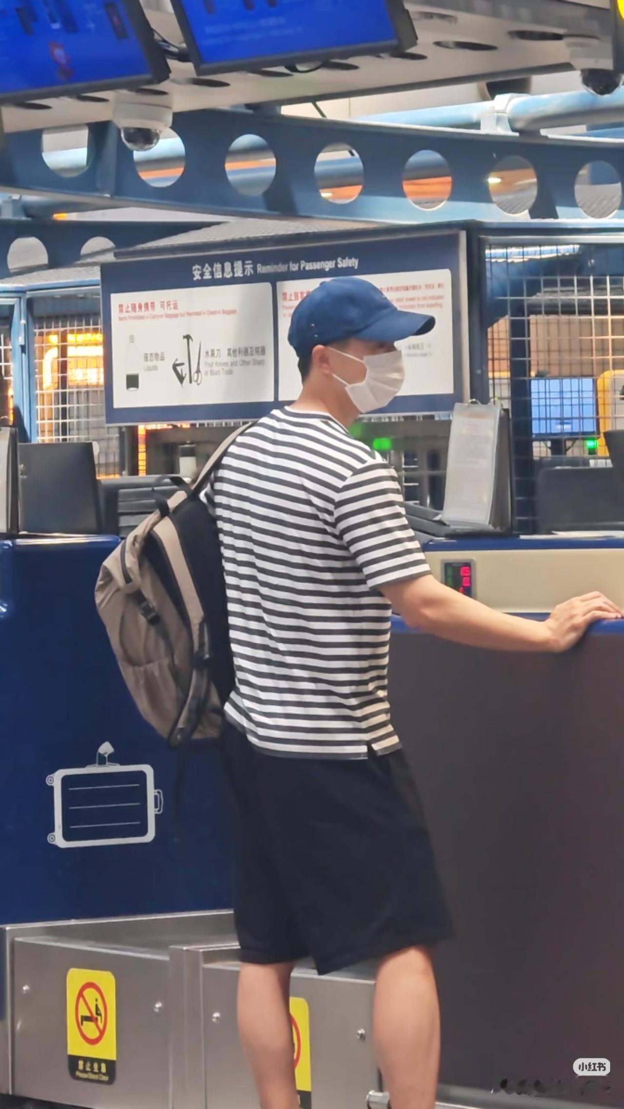 马龙今天上午从北京飞长沙。
大家期待的马龙/许昕男双要来了，他俩直接打淘汰赛，这