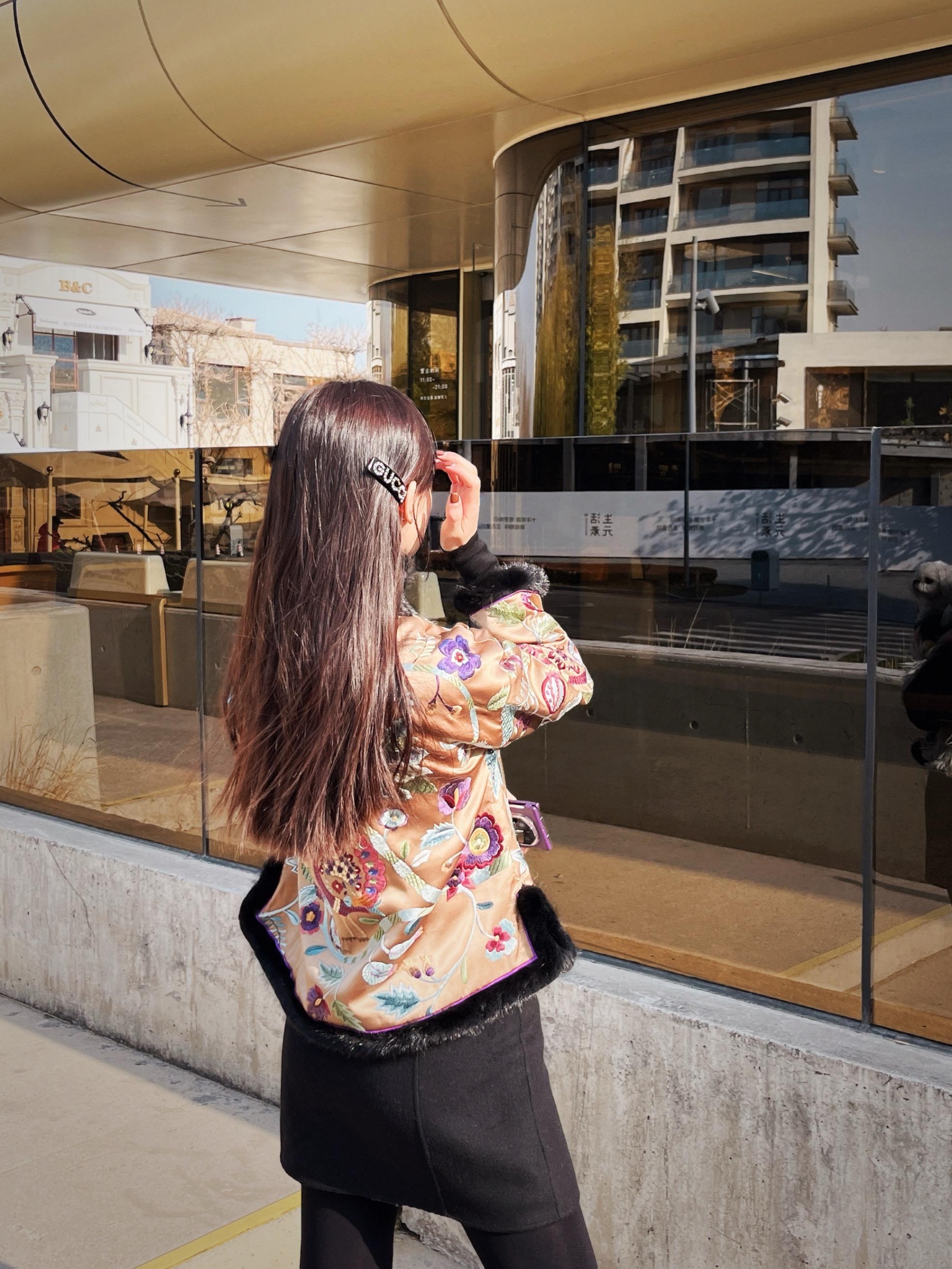 初冬乍寒，记得添衣裳