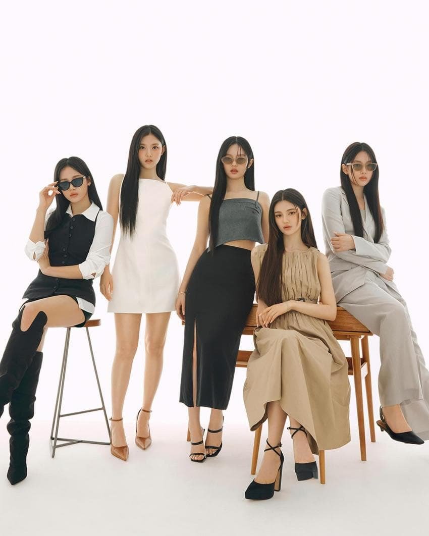 NewJeans x CARIN 🖤 ​​​