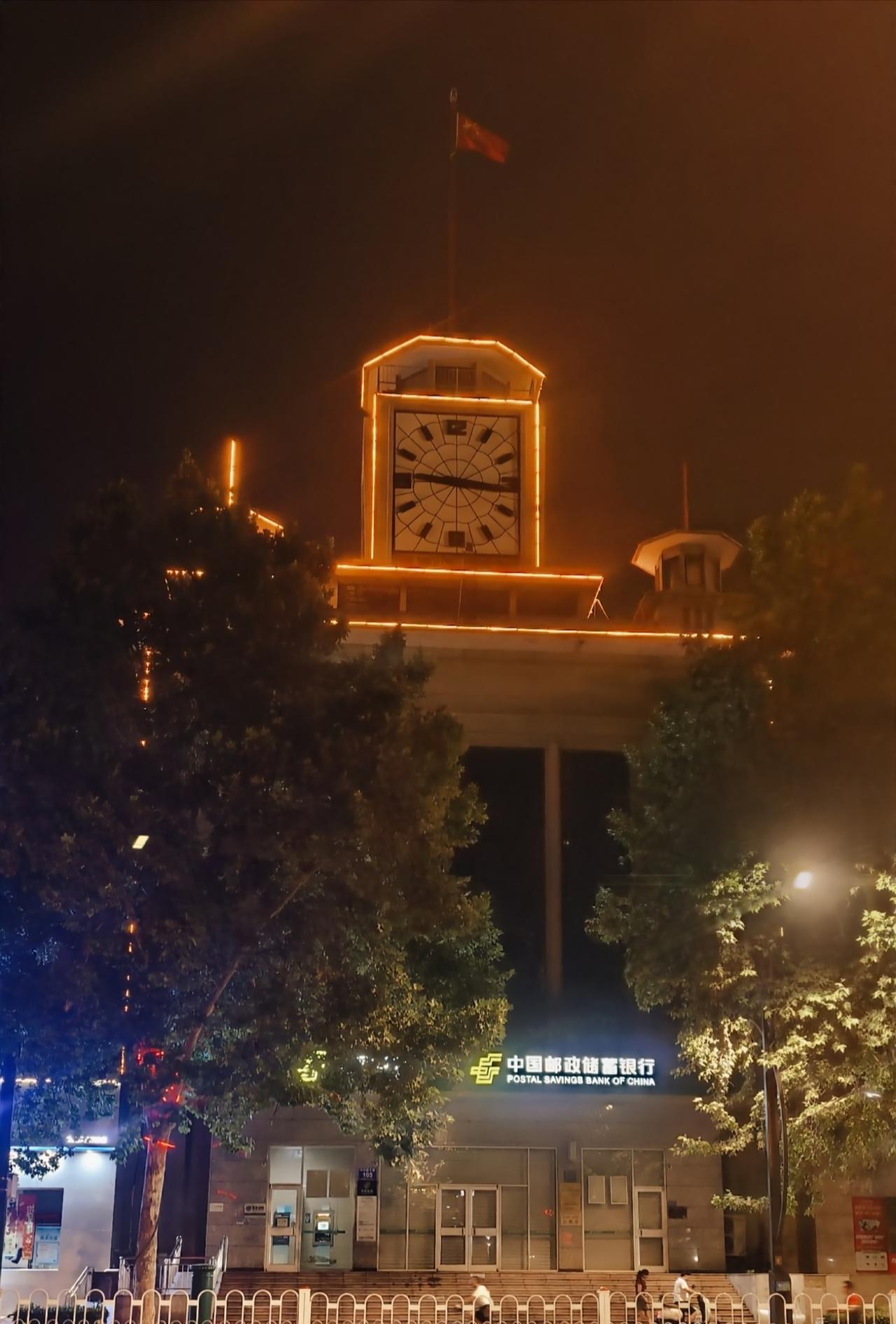 钟声犹在！邢台电报大楼，藏着几代人的岁月往事……
1975年建成的电报大楼，当年