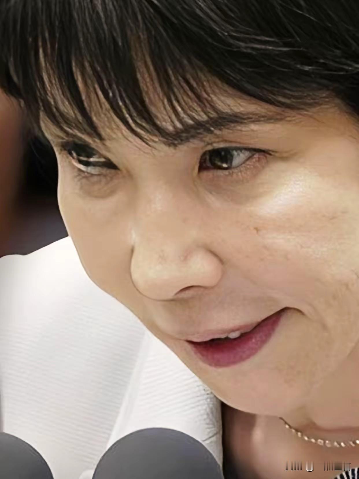 重磅消息！
中方文件警告，任由日本国内右翼势力推动发展强力进攻性武器，甚至拥有核