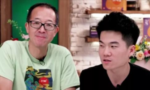 1998年，俞敏洪遭遇入室抢劫，被抢走220万，临走时想要把俞敏洪勒死，而为首的