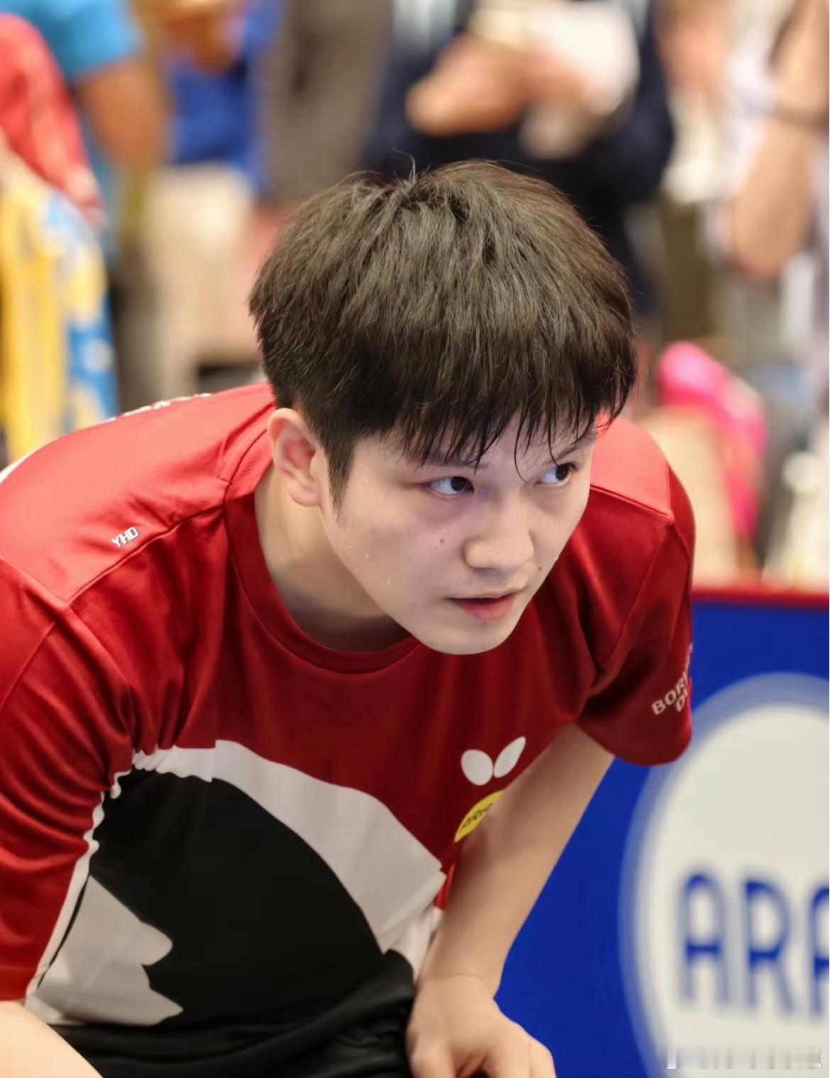 樊振东vs户上隼辅樊振东2比3户上隼辅我真的全程看得手心冒汗，从0‑2落后硬生生