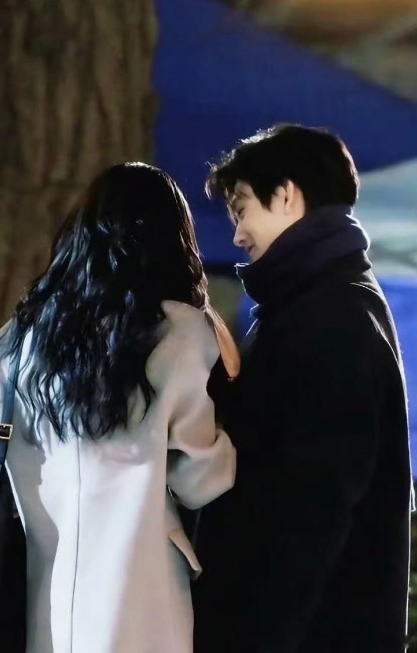 陈飞宇王影璐见春天亲脸颊路透“见信好 我们会在春天相见的