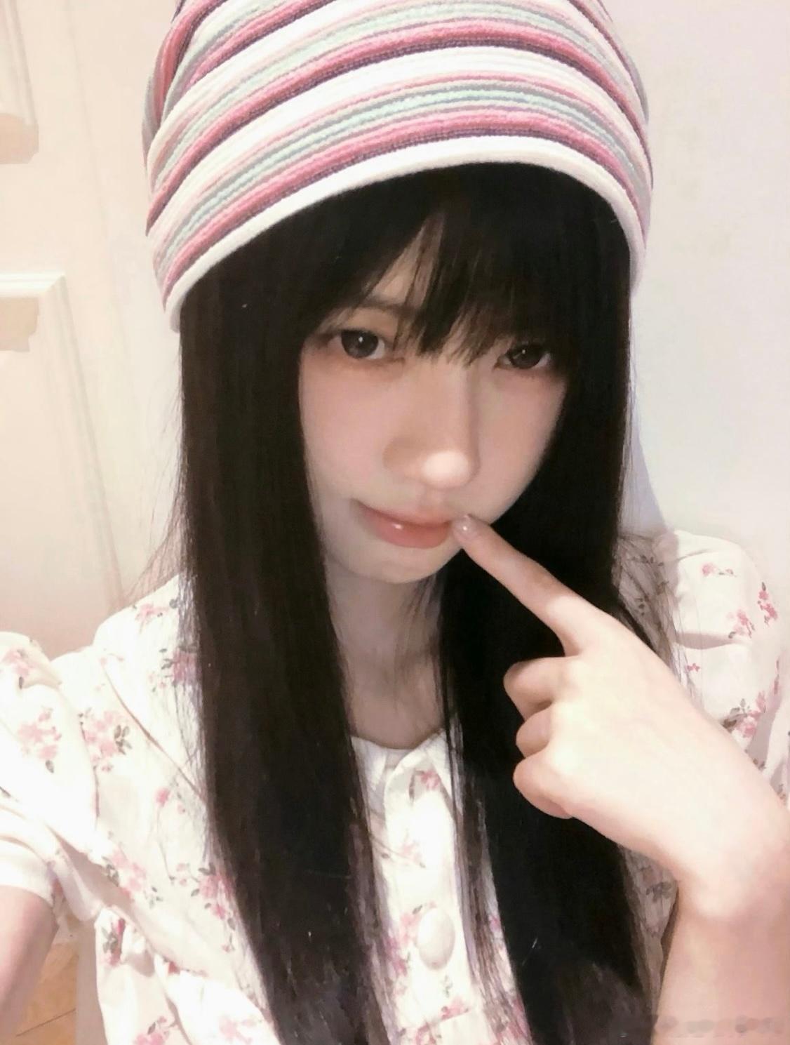 鞠婧祎  jjy鞠婧祎苏绿夏 jjy鞠婧祎万花世界 𝓯𝓲𝓻𝓼𝓽 𝓲?