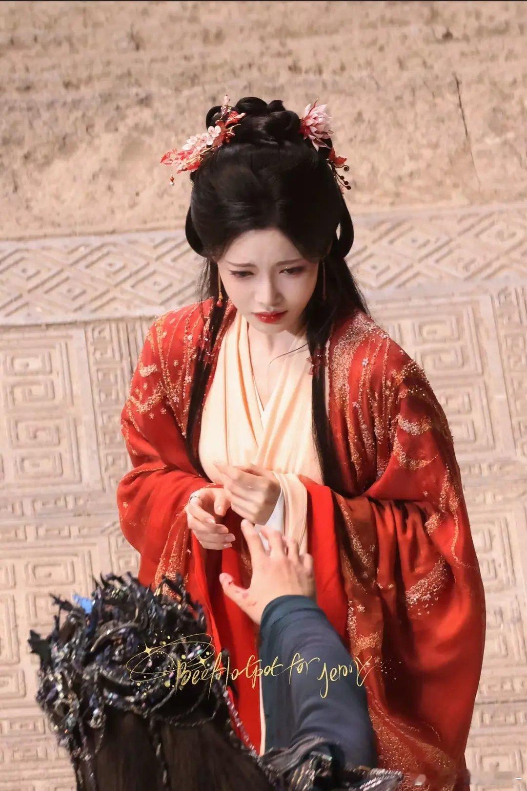 孙珍妮的眼神 有点东西 ​​​
