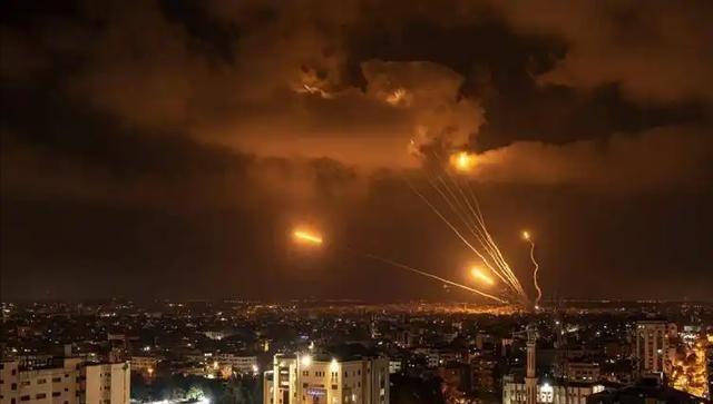 有人问，为什么伊朗反击的那么厉害，反而自己死伤最严重，美以的伤亡却很少呢？

在