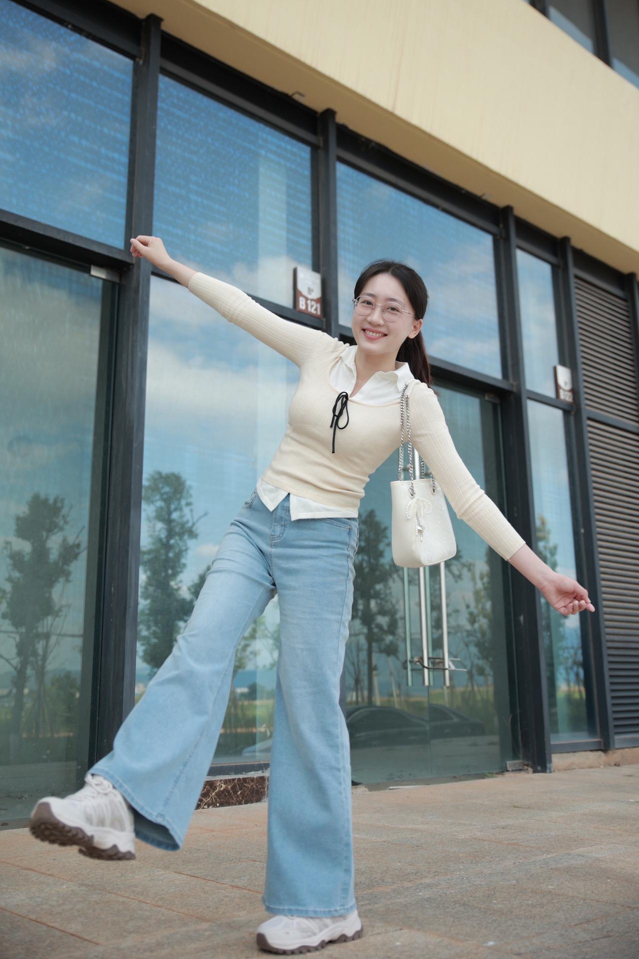 为什么你的眼里总是亮晶晶！！！为什么晚上总是有星星