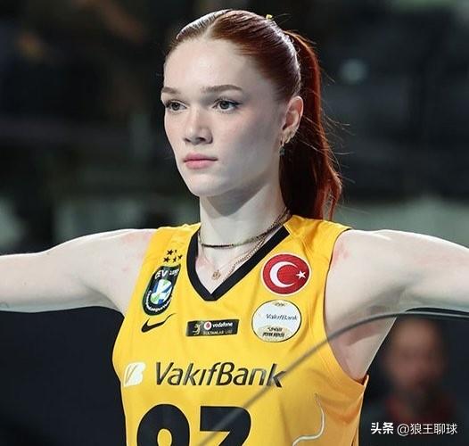 【马娃眼中世界最强的8个女排球员】

玛丽娜.马尔科娃在打造理想排球运动员。[灵