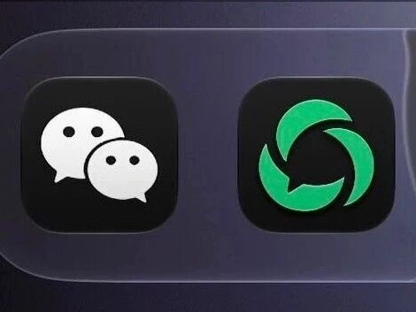 iOS 微信终于适配深色图标。打开 iOS 微信深色图标需要满足的条件：-iOS